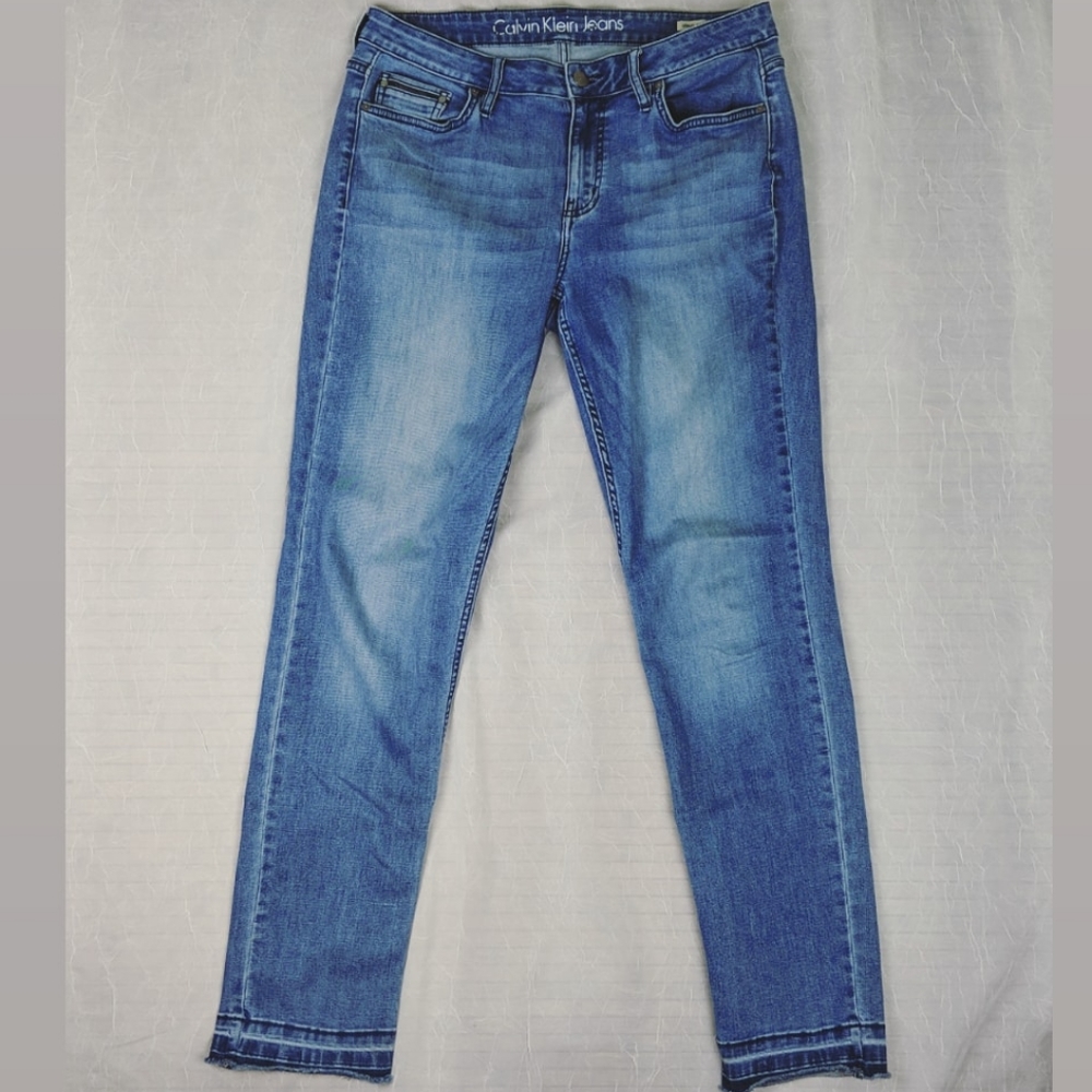 Calvin Klein Ultimate Skinny Jeans Raw Hem